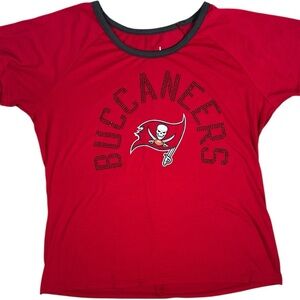 Buccaneers tee shirt